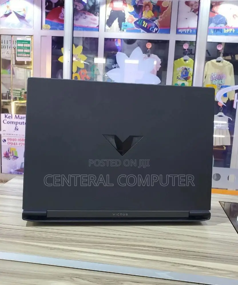 New Laptop HP Victus 16 16GB AMD Ryzen 5 SSD 512GB