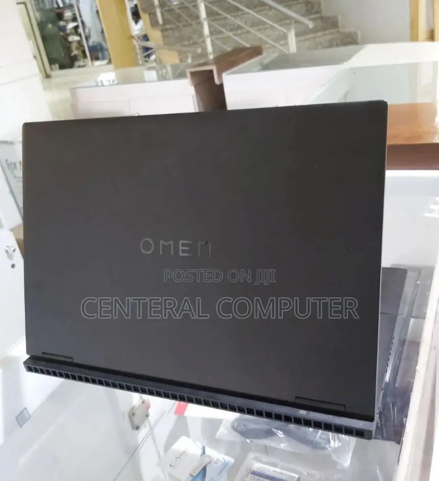 New Laptop HP Omen 16 16GB Intel Core I7 SSD 512GB