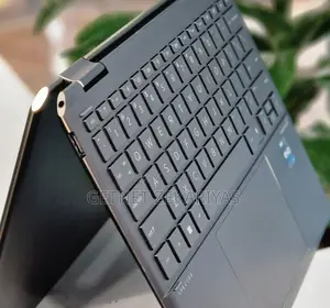 New Laptop HP Spectra 13 16GB Intel Core I7 SSD 512GB