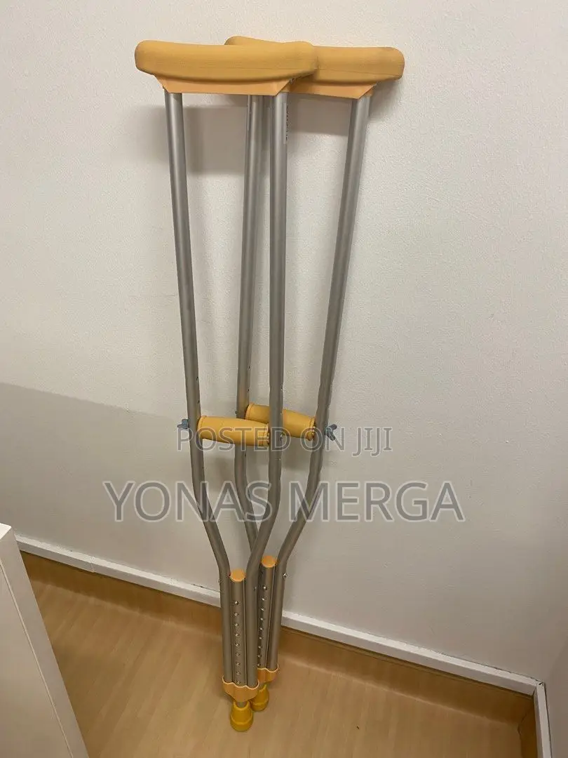 Crutches Aluminium Double-Lift and Right Crutches