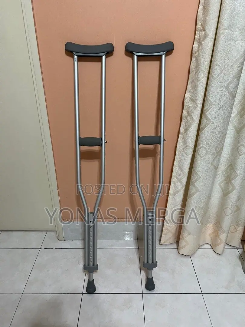 Aluminum Crutches Walking Stick for Elderly Adults/Medium115