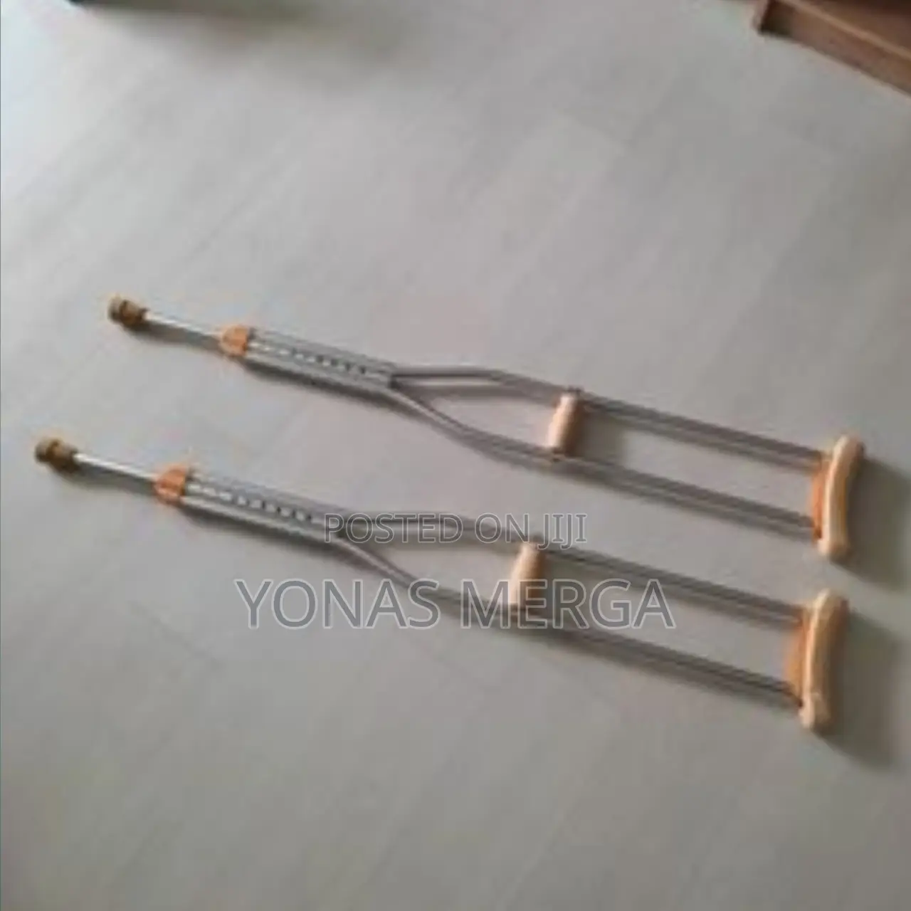 Underarm Walking Clutches (Pair) Riym Surgical Co