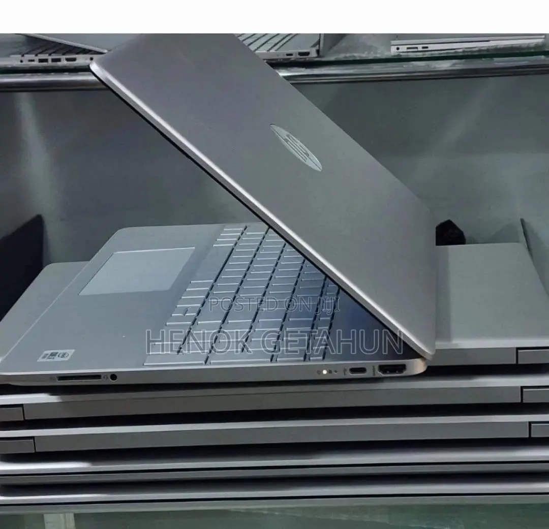 New Laptop HP Stream Notebook 16GB Intel Core i7 SSD 512GB