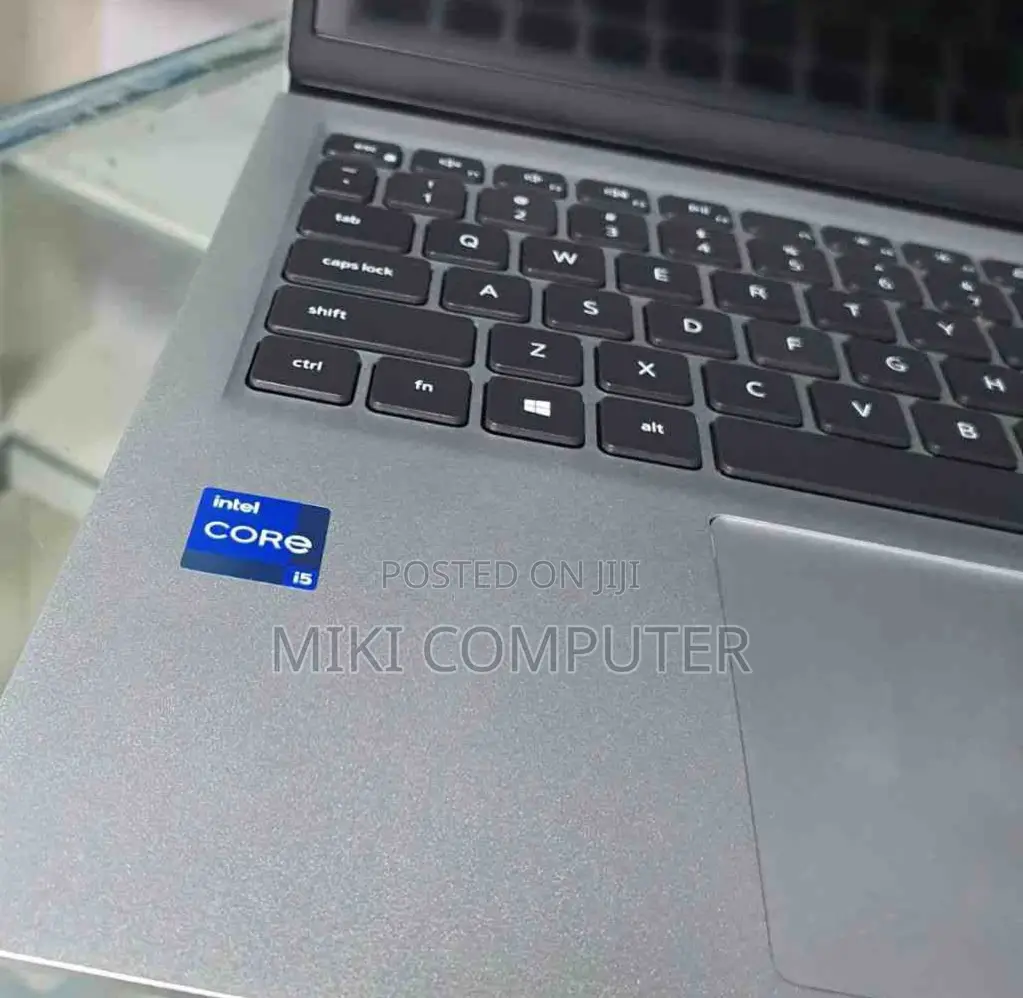 New Laptop Dell XPS 15 16GB Intel Core I5 SSD 512GB