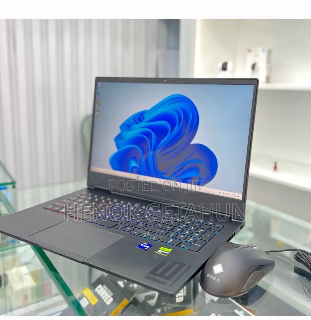 New Laptop HP Omen 15 16GB Intel Core I9 SSD 1T