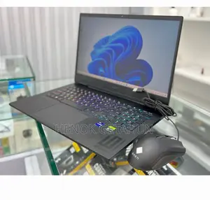 New Laptop HP Omen 15 16GB Intel Core I9 SSD 1T