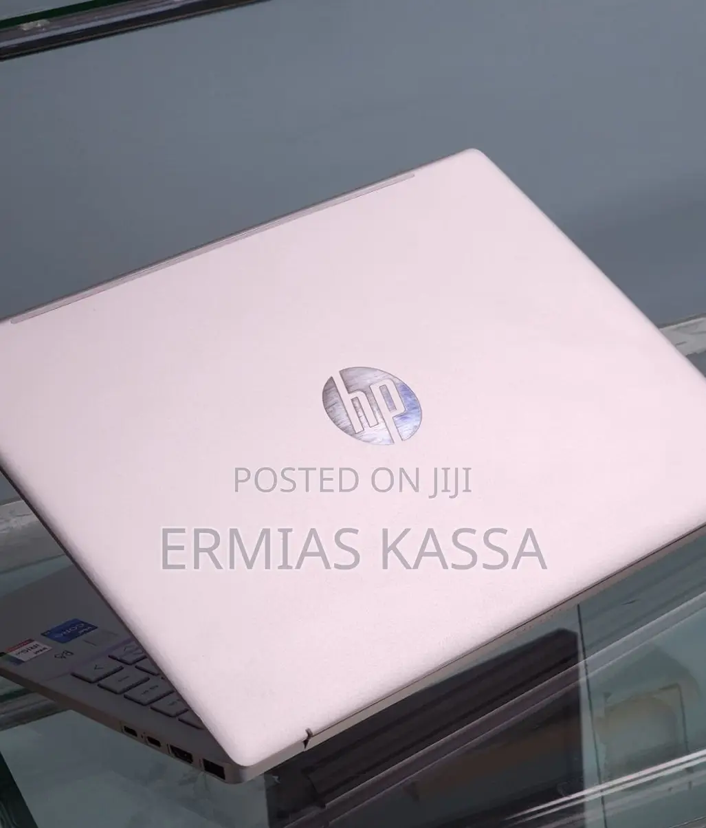 New Laptop HP Pavilion 14 16GB Intel Core I7 SSD 512GB