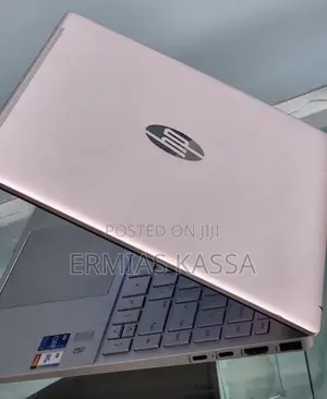 New Laptop HP Pavilion 14 16GB Intel Core I7 SSD 512GB