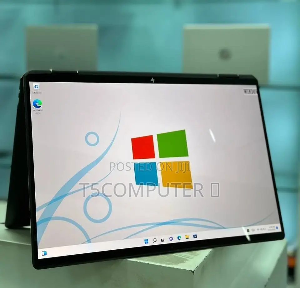 New Laptop HP Spectre X360 16GB Intel Core I7 SSD 512GB