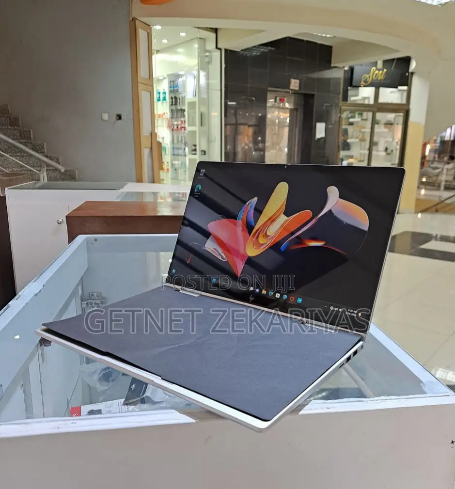 New Laptop HP Envy X360 16GB Intel Core I7 SSD 1T