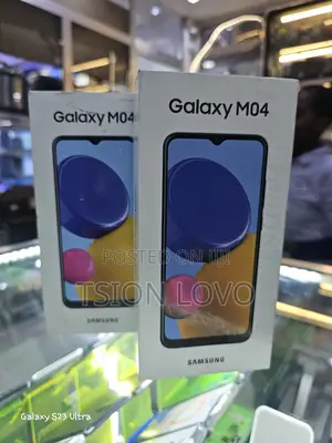 New Samsung Galaxy M04 64 GB
