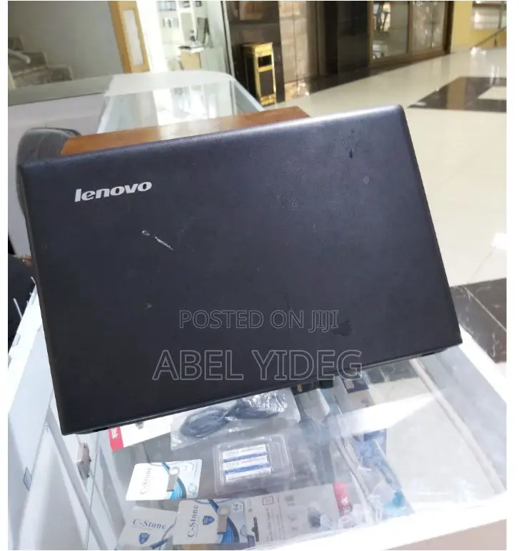 Laptop Lenovo 2GB AMD HDD 500GB