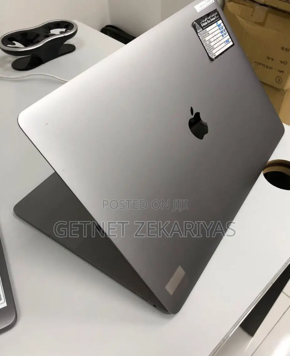 New Laptop Apple MacBook Pro 2019 16GB Intel Core I9 SSD 1T