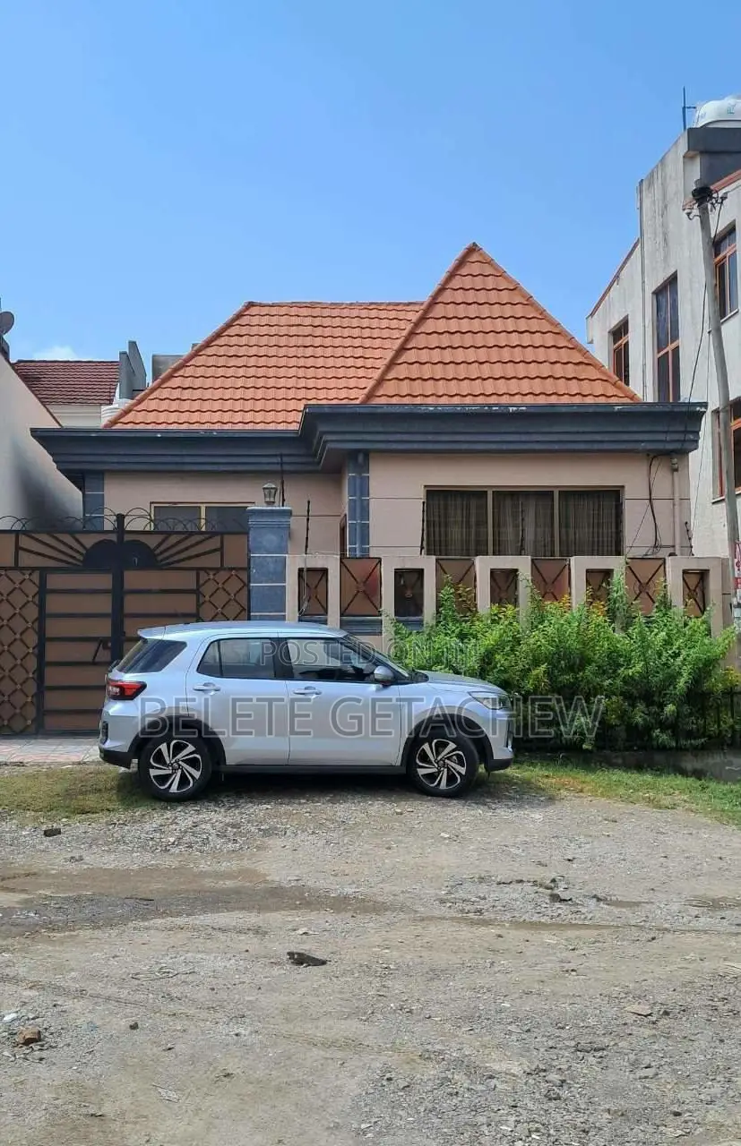 4bdrm Villa in Semit, St.George,  , Bole for sale