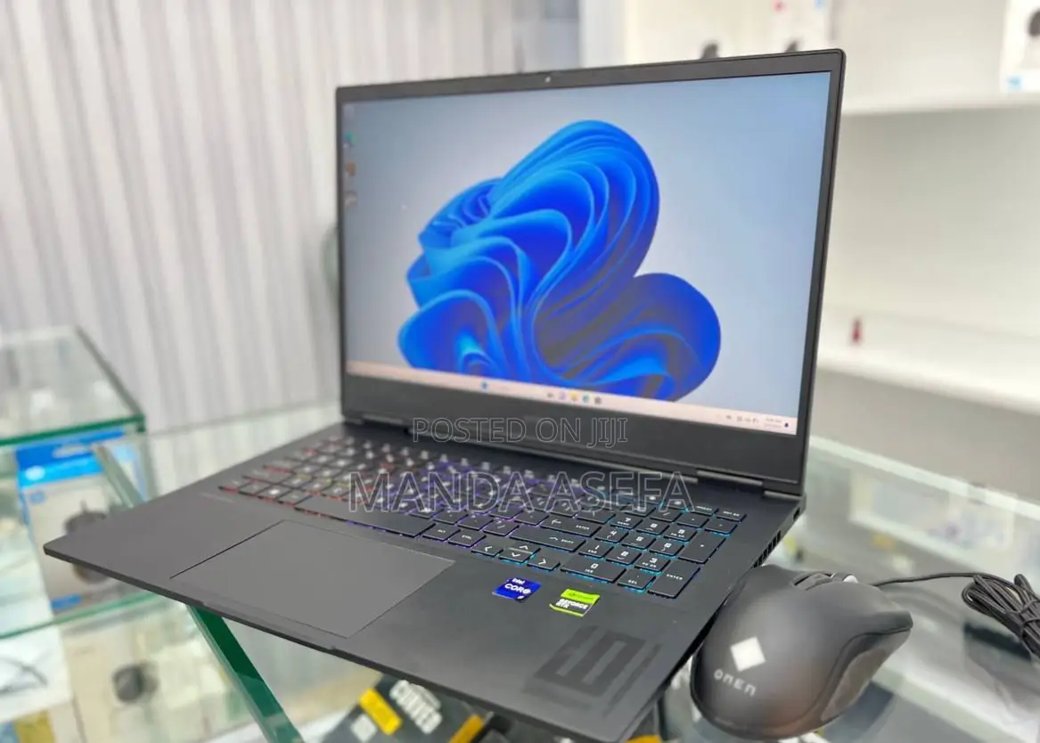 New Laptop HP Omen 15 16GB Intel Core I9 SSD 16 GB