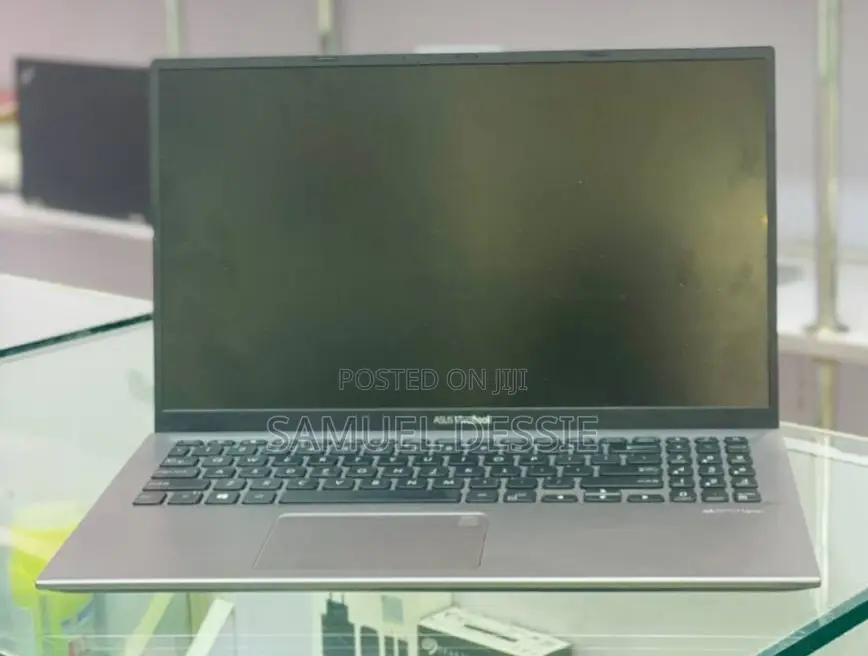 New Laptop Asus VivoBook 15 X505BA 8GB Intel Core I5 SSD 512GB