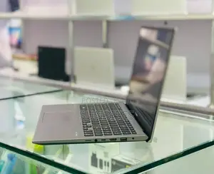 Photo - New Laptop Asus VivoBook 15 X505BA 8GB Intel Core I5 SSD 512GB