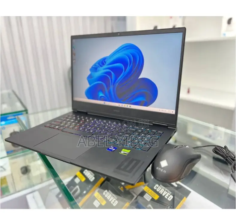 New Laptop HP Omen 16 16GB Intel Core I9 SSD 1T