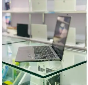 New Laptop Asus VivoBook 15 X505BA 8GB Intel Core I5 SSD 512GB