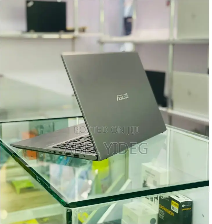 New Laptop Asus VivoBook 15 X505BA 8GB Intel Core I5 SSD 512GB