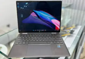 Photo - New Laptop HP Spectre 16GB Intel Core I7 SSD 1T