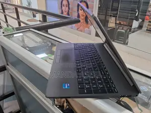 New Laptop HP Stream Notebook 8GB Intel Core I7 HDD+SSD 256GB