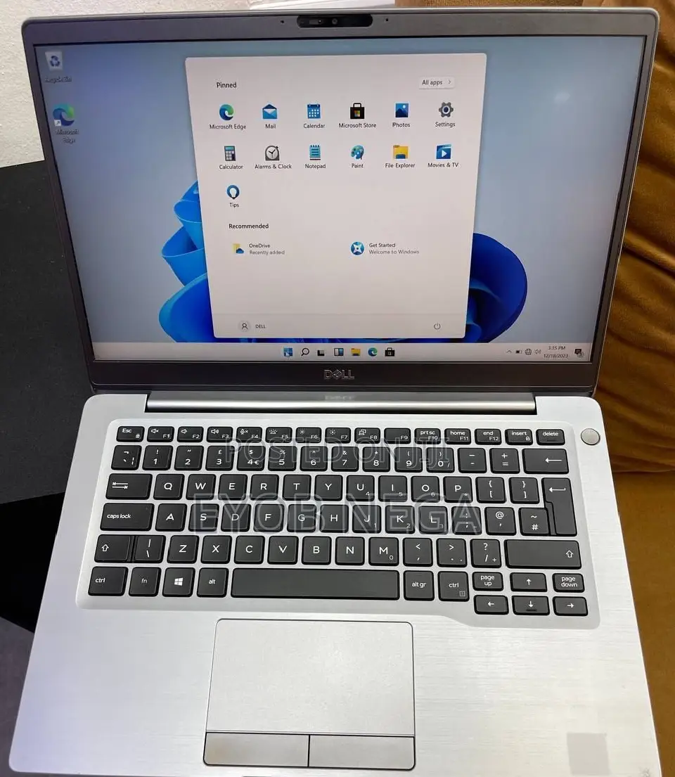 New Laptop Dell Latitude 7300 8GB Intel Core I7 SSD 256GB