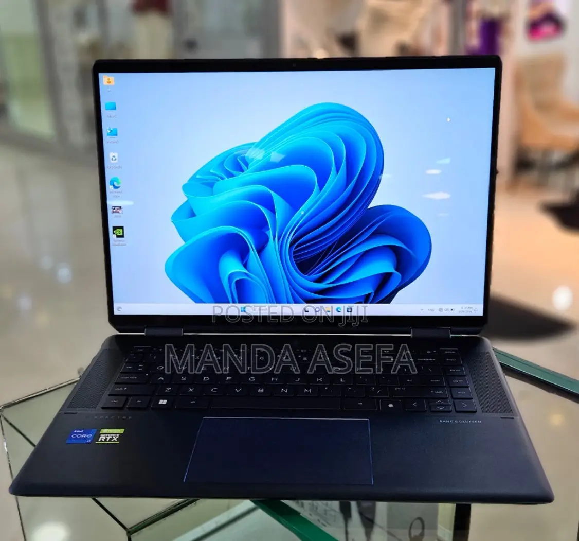 New Laptop HP Spectre X360 16GB Intel Core I7 SSD 512GB