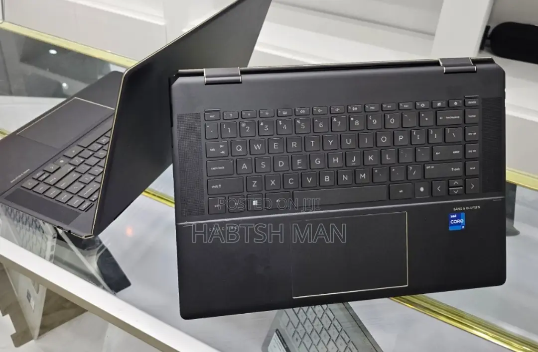 New Laptop HP Spectre X360 16GB Intel Core i7 SSD 512GB