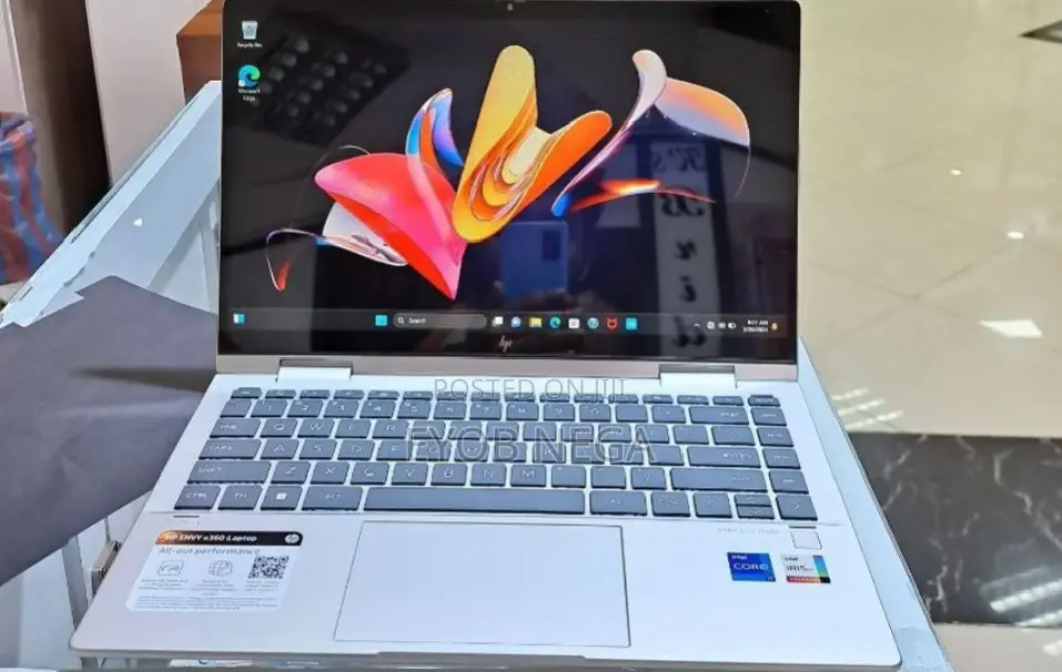 New Laptop HP Envy X360 16GB Intel Core I7 SSD 1T