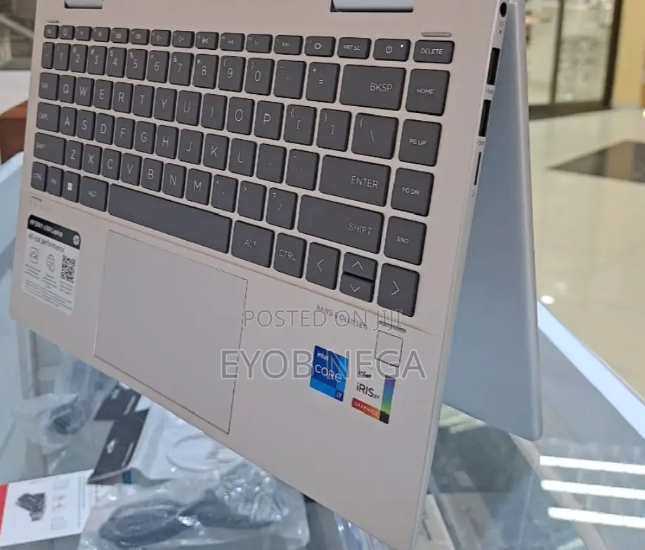 New Laptop HP Envy X360 16GB Intel Core I7 SSD 1T