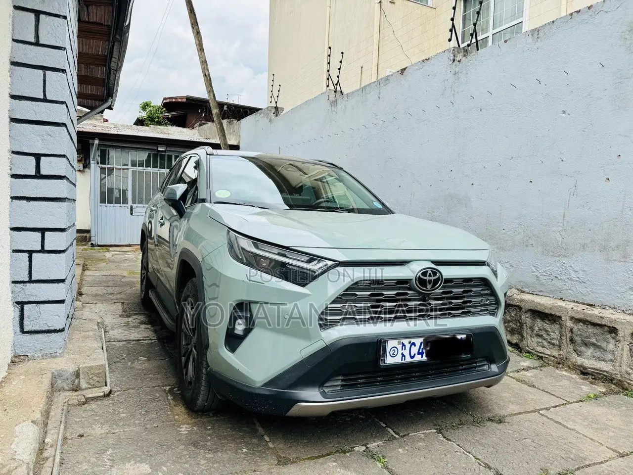 Toyota RAV4 2022 Green