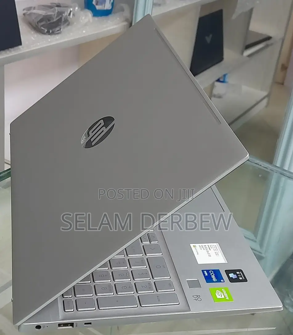 New Laptop HP Stream Notebook 16GB Intel Core I5 SSD 512GB