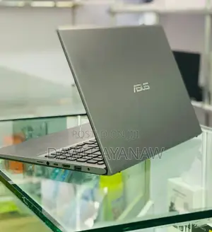 New Laptop Asus VivoBook 15 X505BA 8GB Intel Core I5 SSD 512GB