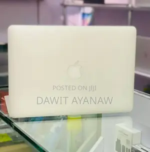 New Laptop Apple MacBook Pro 2017 12GB Intel Core I5 SSD 128GB