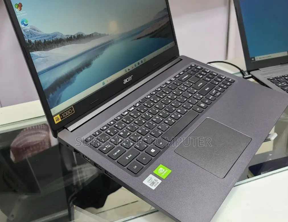 New Laptop Acer Aspire AS4750z 8GB Intel Core I5 SSD 256GB