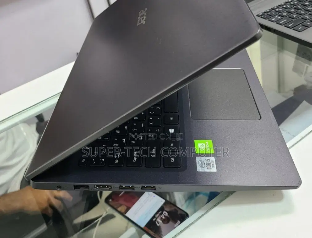 New Laptop Acer Aspire AS4750z 8GB Intel Core I5 SSD 256GB