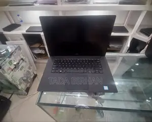 Photo - New Laptop Dell XPS 15 16GB Intel Core i7 SSD 512GB