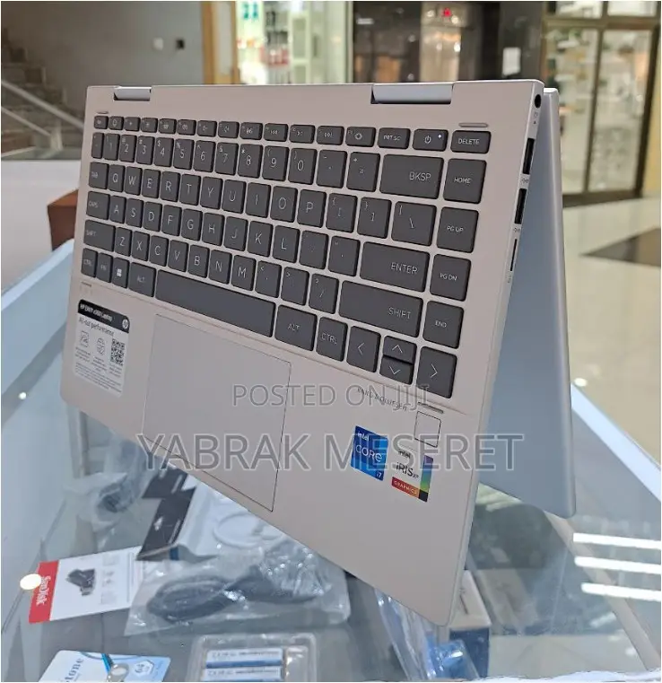 New Laptop HP Envy X360 16GB Intel Core I7 SSD 1T