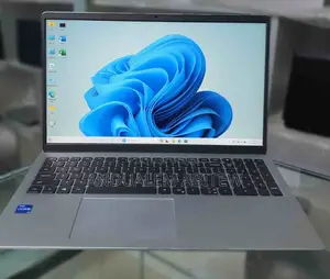 New Laptop Dell Inspiron 15 16GB Intel Core I5 SSD 512GB