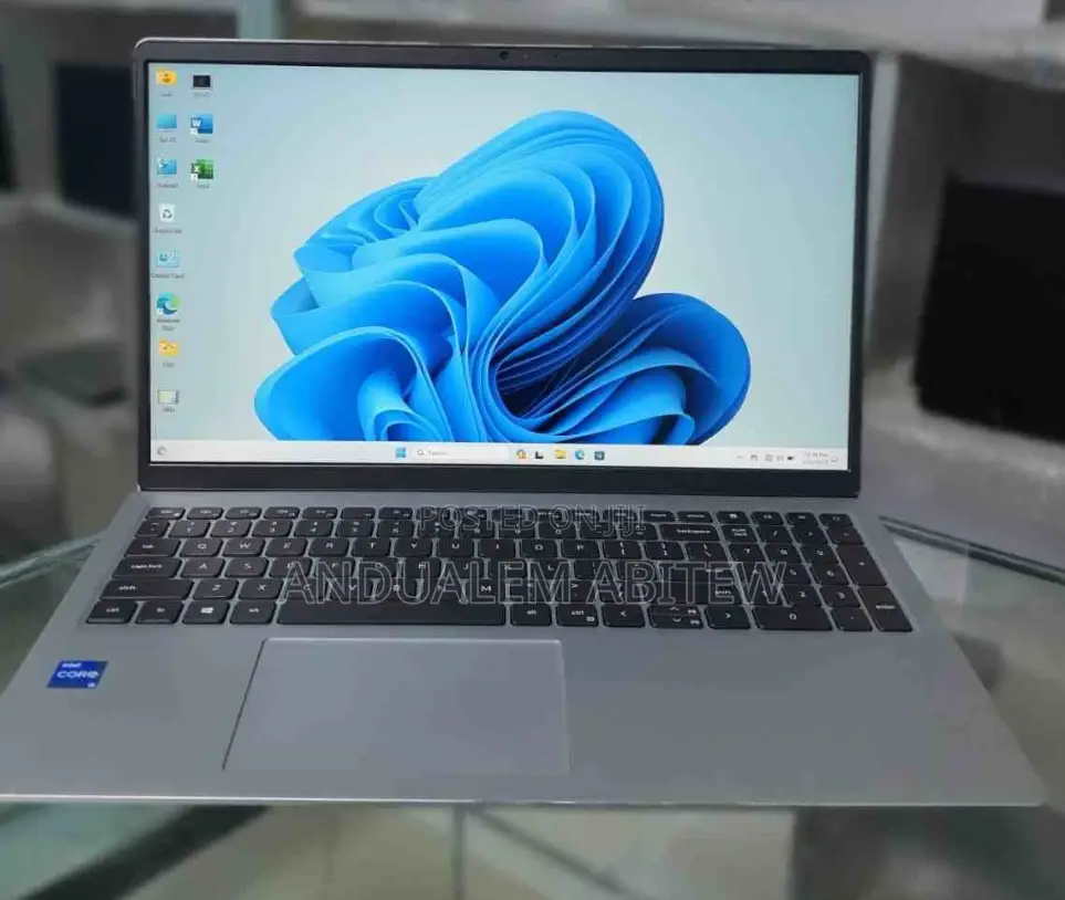 New Laptop Dell Inspiron 15 16GB Intel Core I5 SSD 512GB