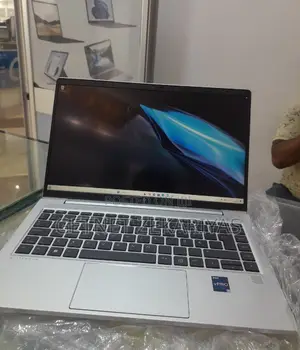 New Laptop HP EliteBook 840 16GB Intel Core I5 SSD 512GB