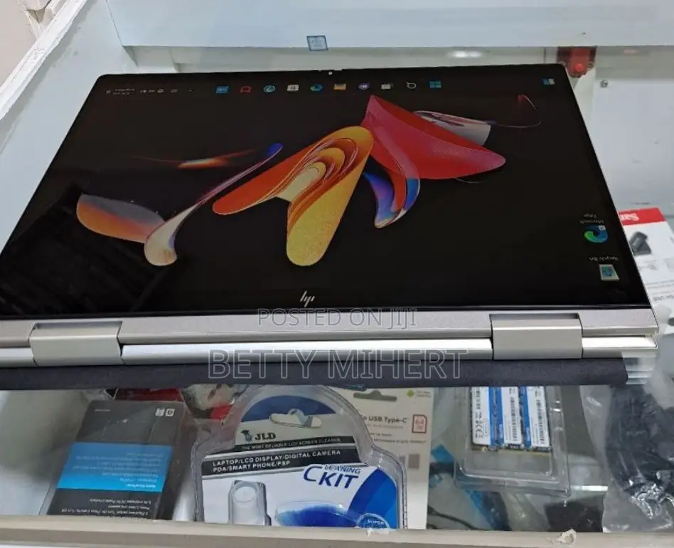 New Laptop HP Envy X360 16GB Intel Core I7 SSD 1T