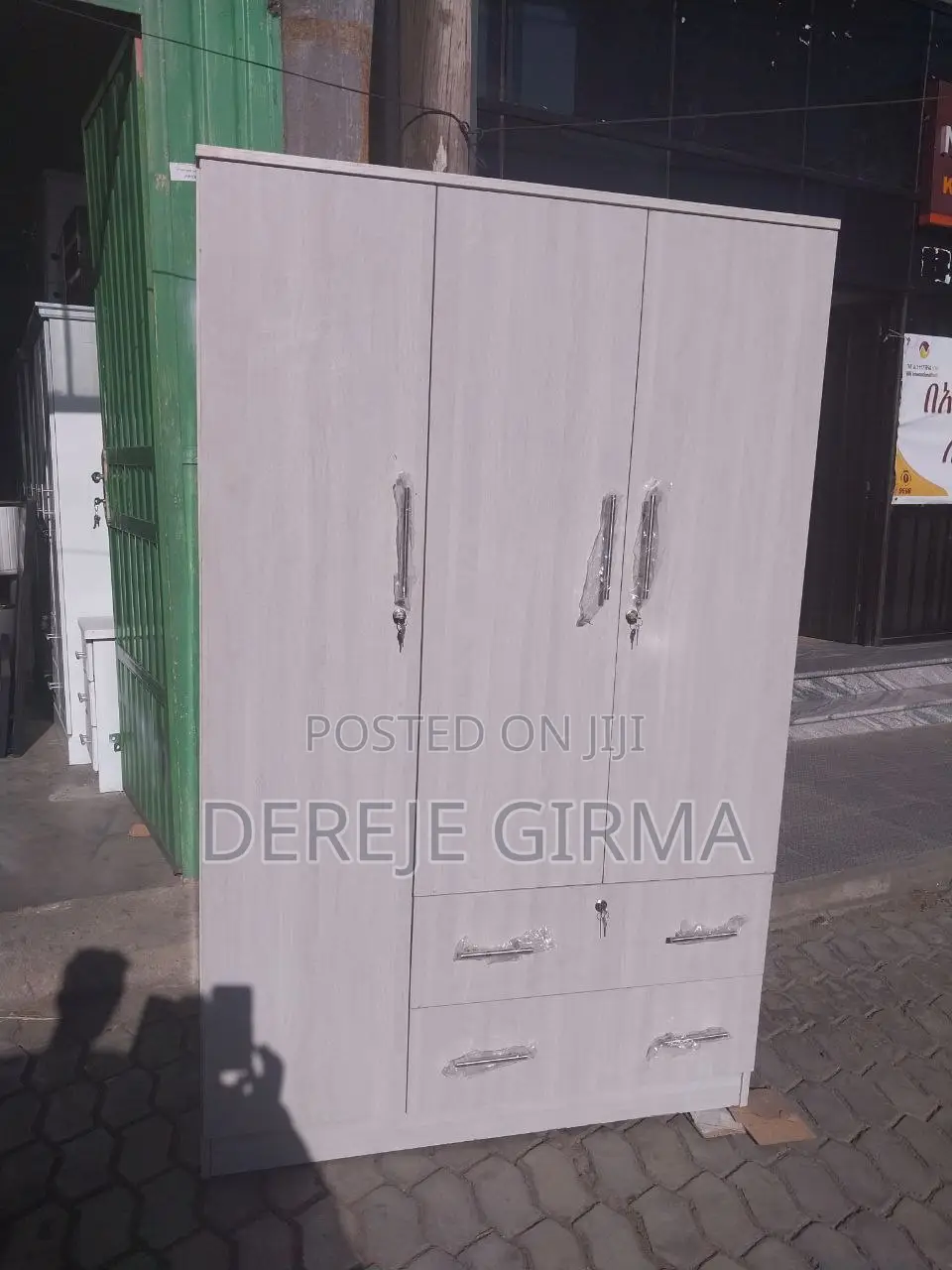 1,20cm ላምኔት ቁምሳጥን