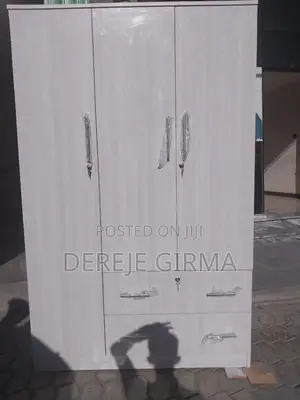 1,20cm ላምኔት ቁምሳጥን