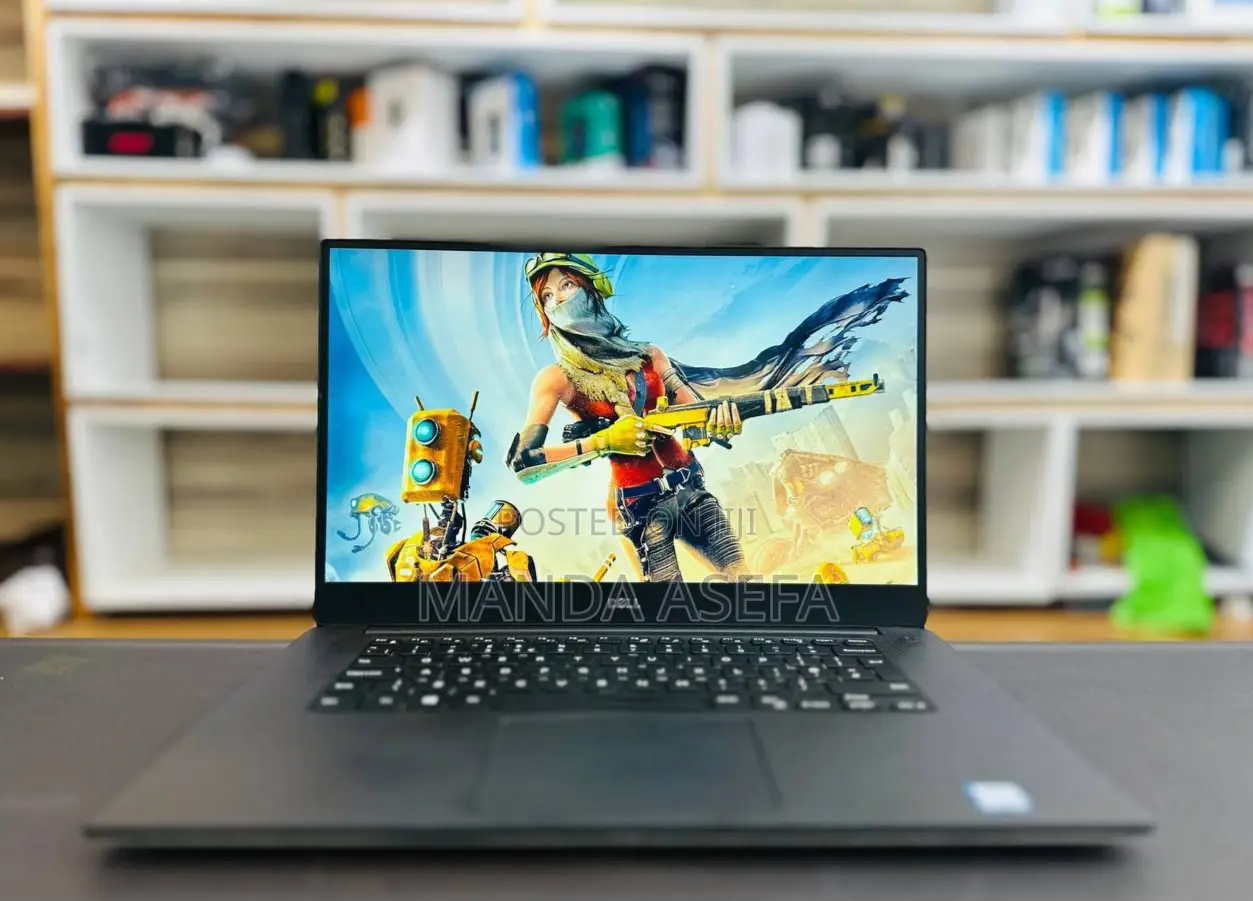 New Laptop Dell XPS 15 16GB Intel Core I7 SSD 16 GB
