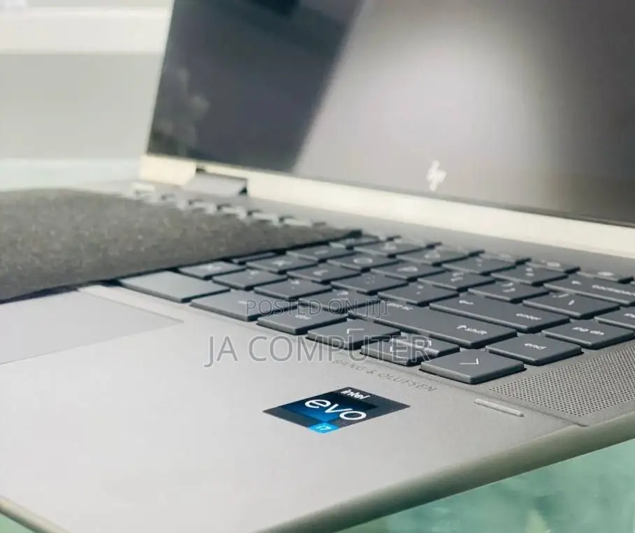 New Laptop HP Envy X360 16GB Intel Core I7 SSD 512GB