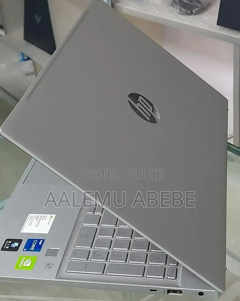 New Laptop HP Stream Notebook 16GB Intel Core I5 SSD 512GB