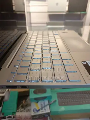 New Laptop HP Envy X360 16GB Intel Core I5 SSD 512GB