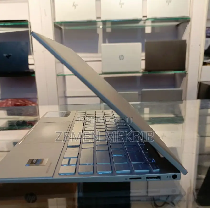 New Laptop HP 16GB Intel Core I5 SSD 512GB